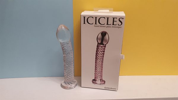 icicles-53-dildo-recensione-copertina
